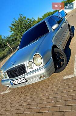 Седан Mercedes-Benz E-Class 1998 в 