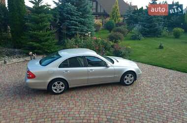 Седан Mercedes-Benz E-Class 2003 в Луцке