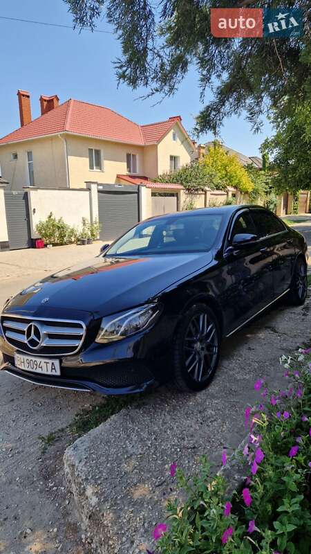 Седан Mercedes-Benz E-Class 2017 в Одессе фото 7 Седан Mercedes-Benz E-Class 2017 в Одессе