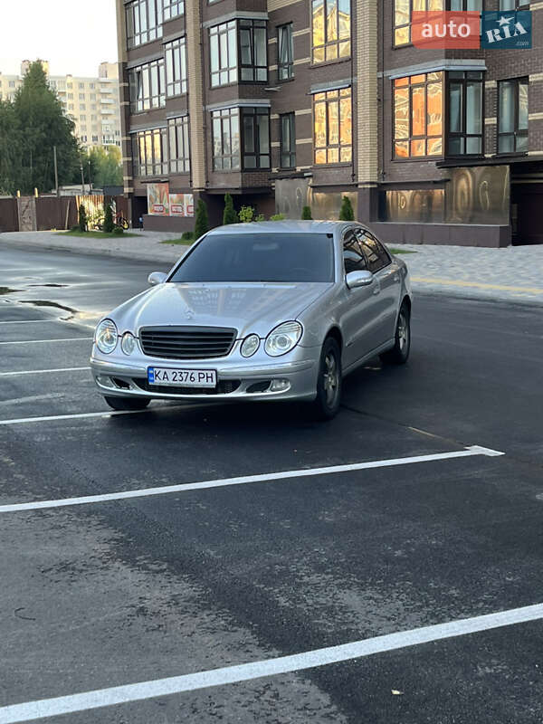 Mercedes-Benz E-Class 2003