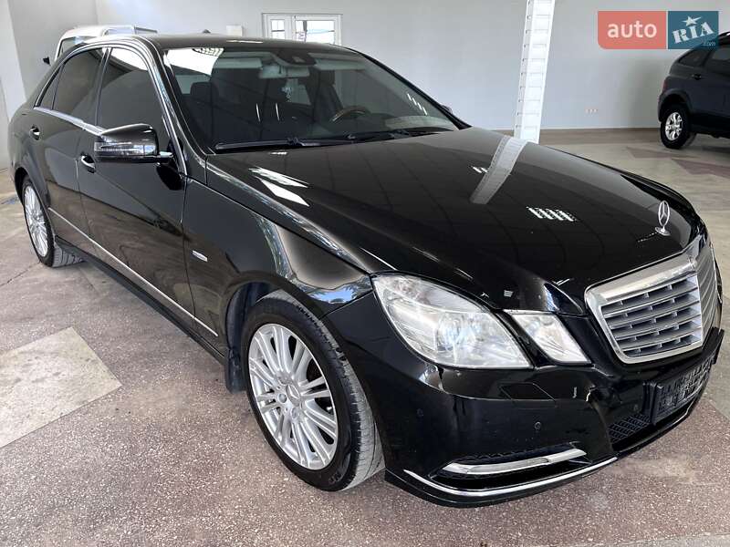 Седан Mercedes-Benz E-Class 2012 в Тернополі фото 2 Седан Mercedes-Benz E-Class 2012 в Тернополі