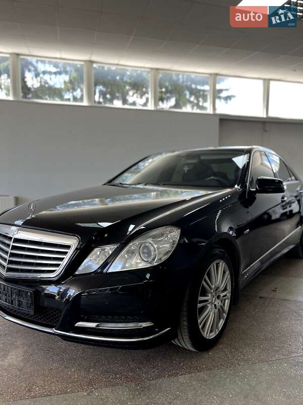 Седан Mercedes-Benz E-Class 2012 в Тернополі фото 5 Седан Mercedes-Benz E-Class 2012 в Тернополі