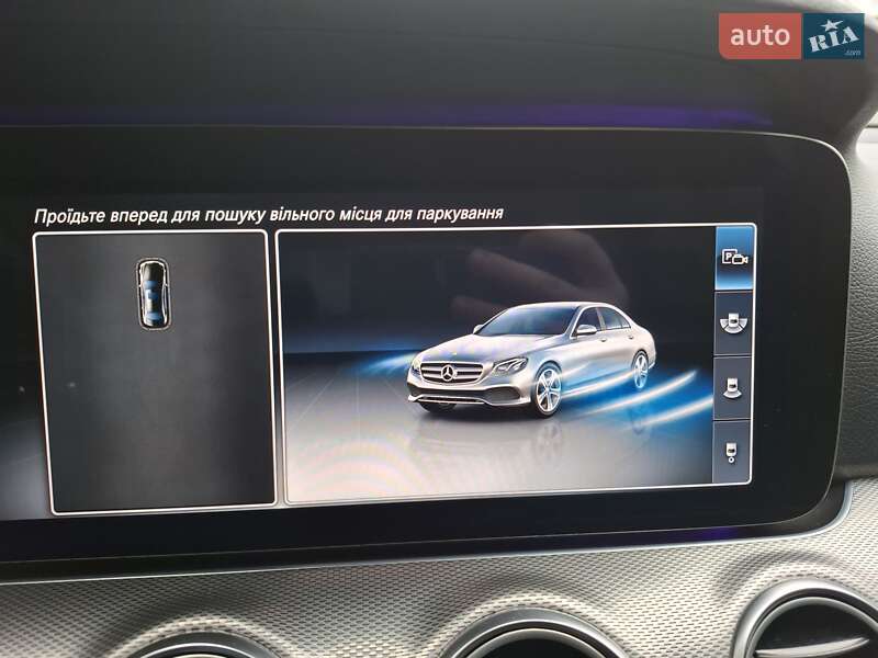 Седан Mercedes-Benz E-Class 2016 в Львові