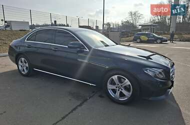 Седан Mercedes-Benz E-Class 2016 в Львові