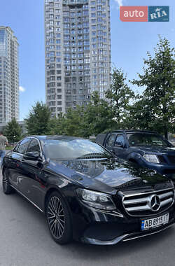 Седан Mercedes-Benz E-Class 2018 в Киеве