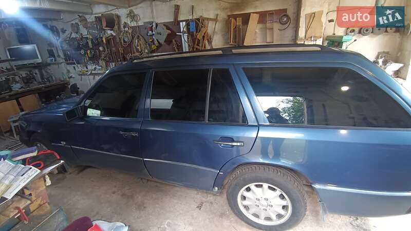 Универсал Mercedes-Benz E-Class 1993 в Колках