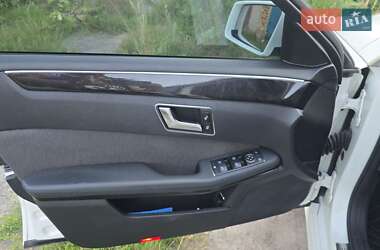 Седан Mercedes-Benz E-Class 2012 в 