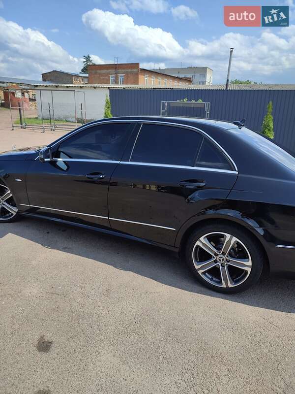 Mercedes-Benz E-Class 2012