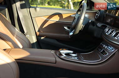 Седан Mercedes-Benz E-Class 2018 в  фото 35 Седан Mercedes-Benz E-Class 2018 в