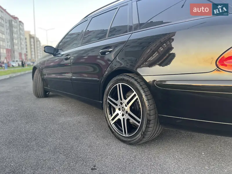 Mercedes-Benz E-Class 2004 VIN WDB2112261A584034 фото оголошення 13 з 65