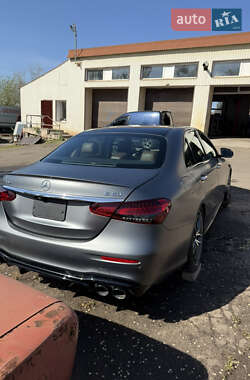 Mercedes-Benz E-Class 2022