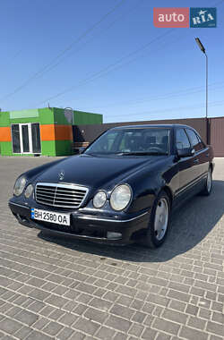 Седан Mercedes-Benz E-Class 2001 в Одесі