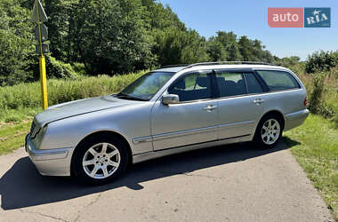 Универсал Mercedes-Benz E-Class 2001 в 