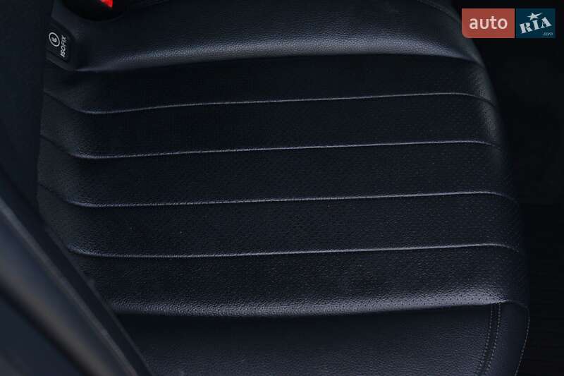 Седан Mercedes-Benz E-Class 2016 в Кривому Розі