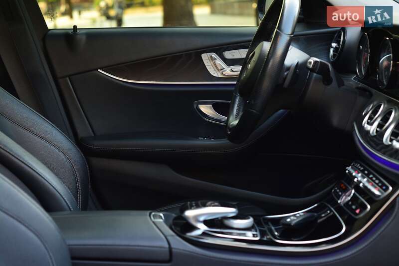 Седан Mercedes-Benz E-Class 2016 в Кривому Розі