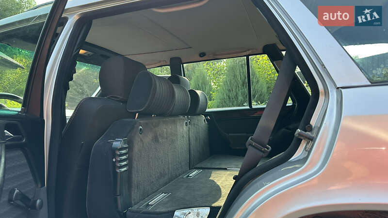Універсал Mercedes-Benz E-Class 1992 в Києві фото 27 Універсал Mercedes-Benz E-Class 1992 в Києві