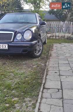 Седан Mercedes-Benz E-Class 1997 в 