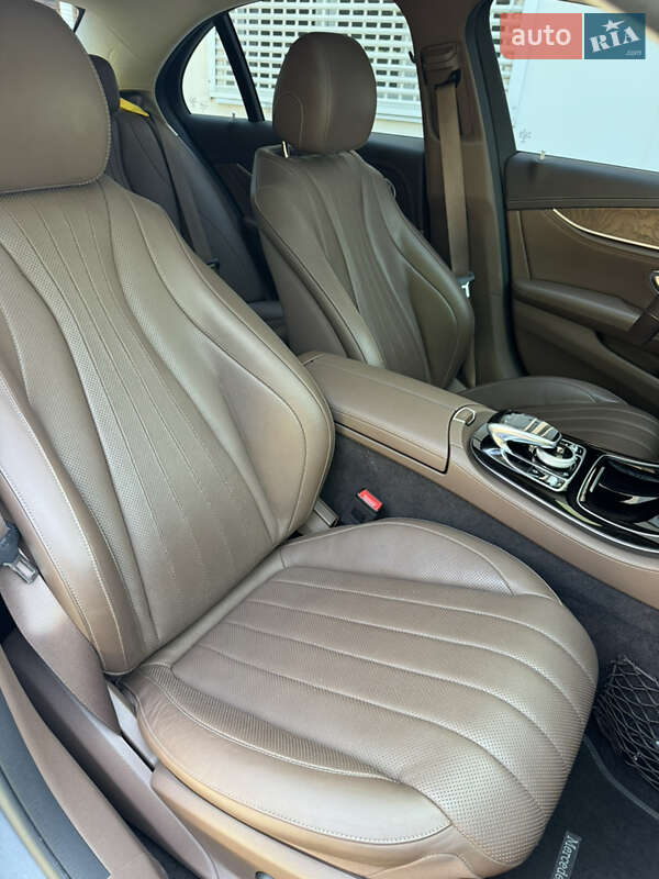Седан Mercedes-Benz E-Class 2018 в Одессе фото 21 Седан Mercedes-Benz E-Class 2018 в Одессе