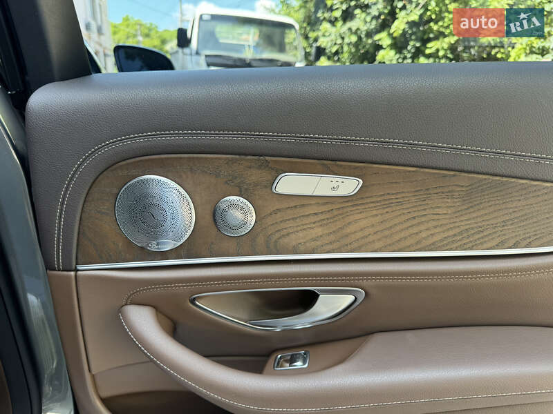 Седан Mercedes-Benz E-Class 2018 в Одессе фото 24 Седан Mercedes-Benz E-Class 2018 в Одессе