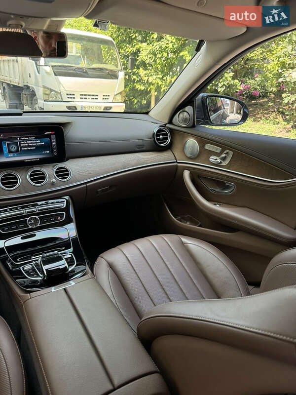 Седан Mercedes-Benz E-Class 2018 в Одессе фото 36 Седан Mercedes-Benz E-Class 2018 в Одессе