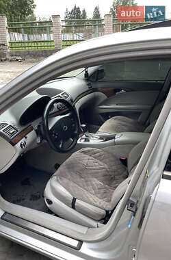 Седан Mercedes-Benz E-Class 2002 в 