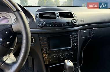 Седан Mercedes-Benz E-Class 2004 в 