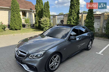 Седан Mercedes-Benz E-Class 2016 в 