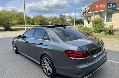 Седан Mercedes-Benz E-Class 2016 в 