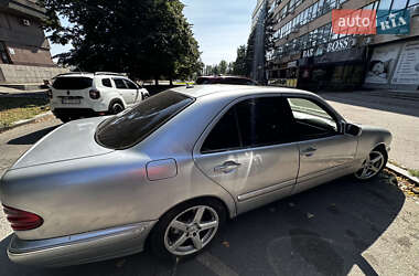 Седан Mercedes-Benz E-Class 1999 в 