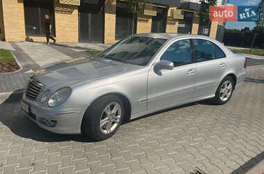 Седан Mercedes-Benz E-Class 2008 в Кропивницькому