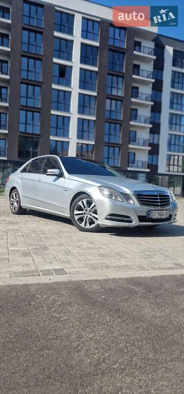 Mercedes-Benz E-Class 2010