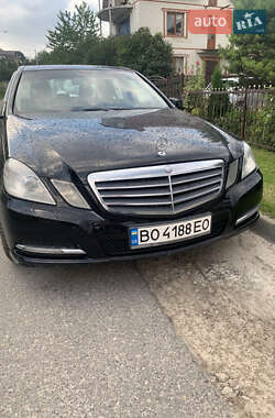Седан Mercedes-Benz E-Class 2012 в Тернополі