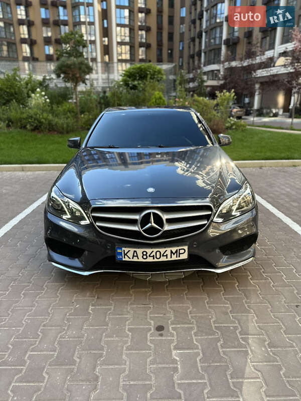 Седан Mercedes-Benz E-Class 2014 в Киеве