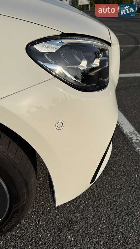Седан Mercedes-Benz E-Class 2022 в Києві