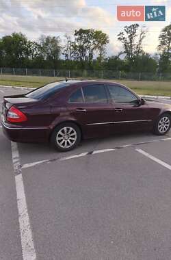 Седан Mercedes-Benz E-Class 2007 в 