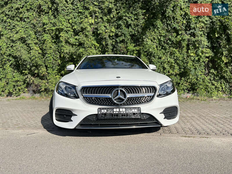 Седан Mercedes-Benz E-Class 2020 в Киеве