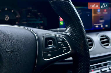 Седан Mercedes-Benz E-Class 2016 в 