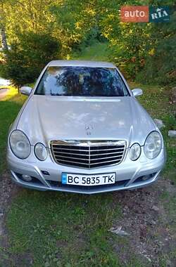Седан Mercedes-Benz E-Class 2002 в 