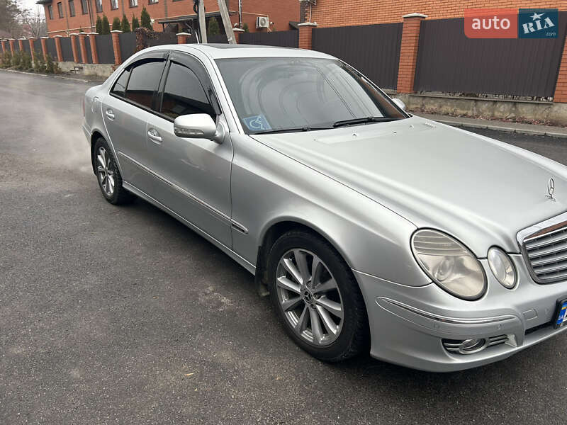 Седан Mercedes-Benz E-Class 2007 в Виннице