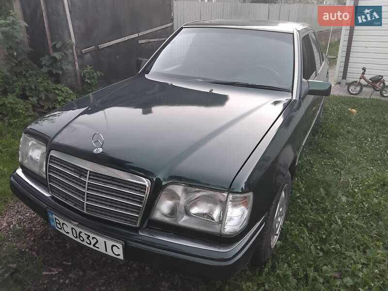 Mercedes-Benz E-Class 1995