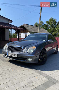 Седан Mercedes-Benz E-Class 2004 в 