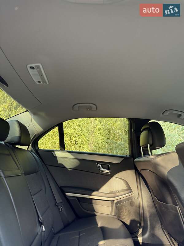 Седан Mercedes-Benz E-Class 2010 в Хмельницькому фото 43 Седан Mercedes-Benz E-Class 2010 в Хмельницькому