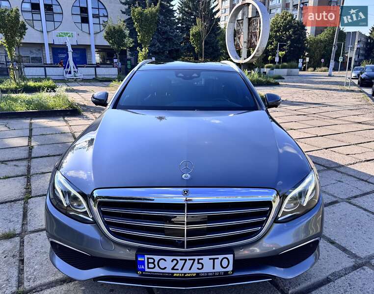 Универсал Mercedes-Benz E-Class 2016 в Львове