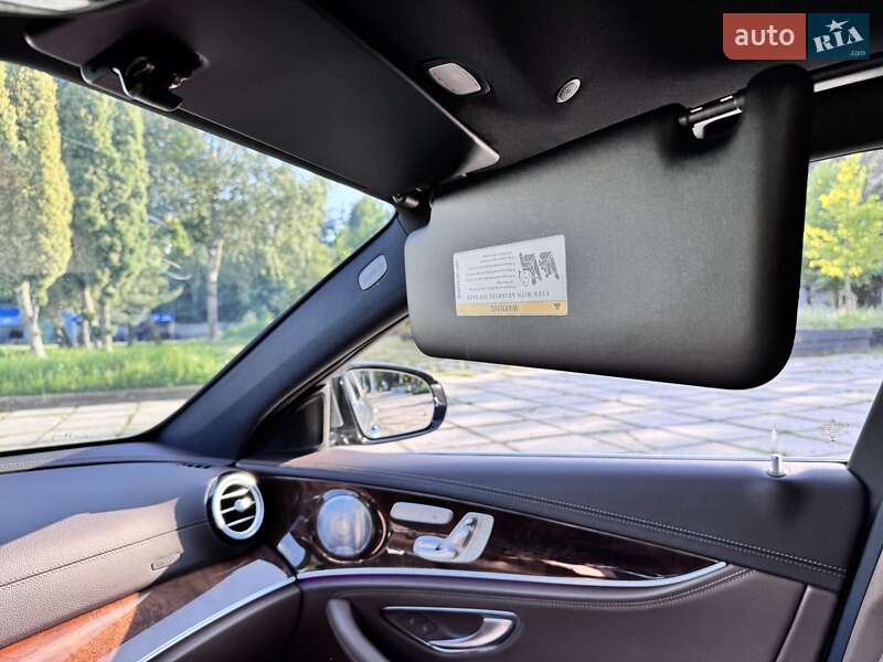 Универсал Mercedes-Benz E-Class 2016 в Львове