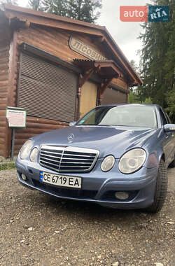 Седан Mercedes-Benz E-Class 2003 в Рахове