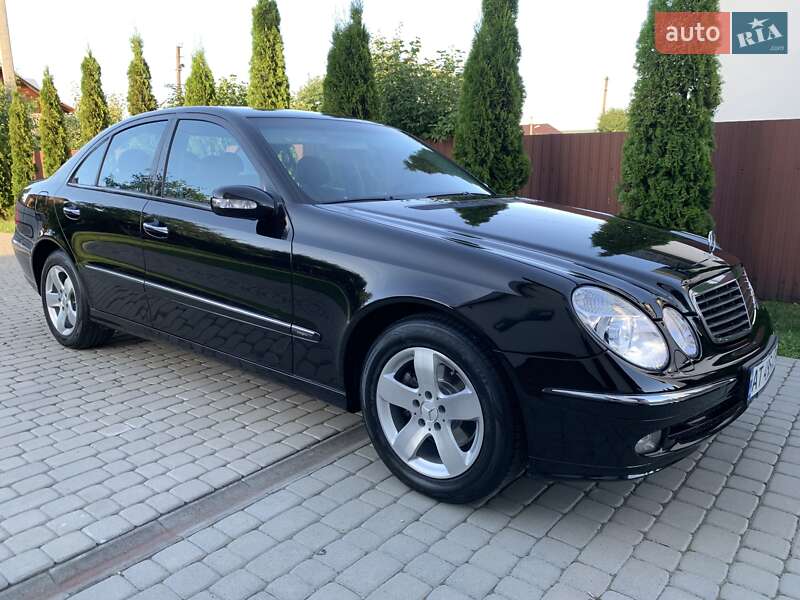Mercedes-Benz E-Class 2004