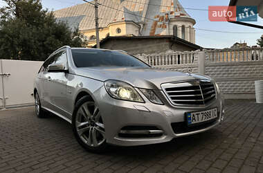 Mercedes-Benz E-Class 2011