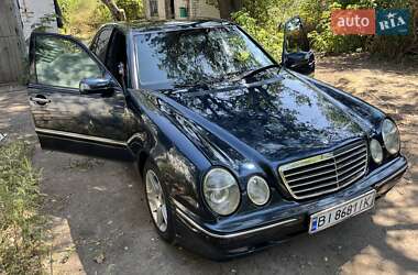 Седан Mercedes-Benz E-Class 2000 в Запоріжжі