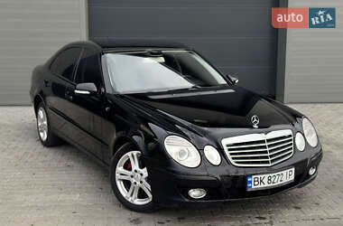 Седан Mercedes-Benz E-Class 2007 в Сарнах