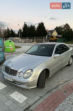 Седан Mercedes-Benz E-Class 2003 в 